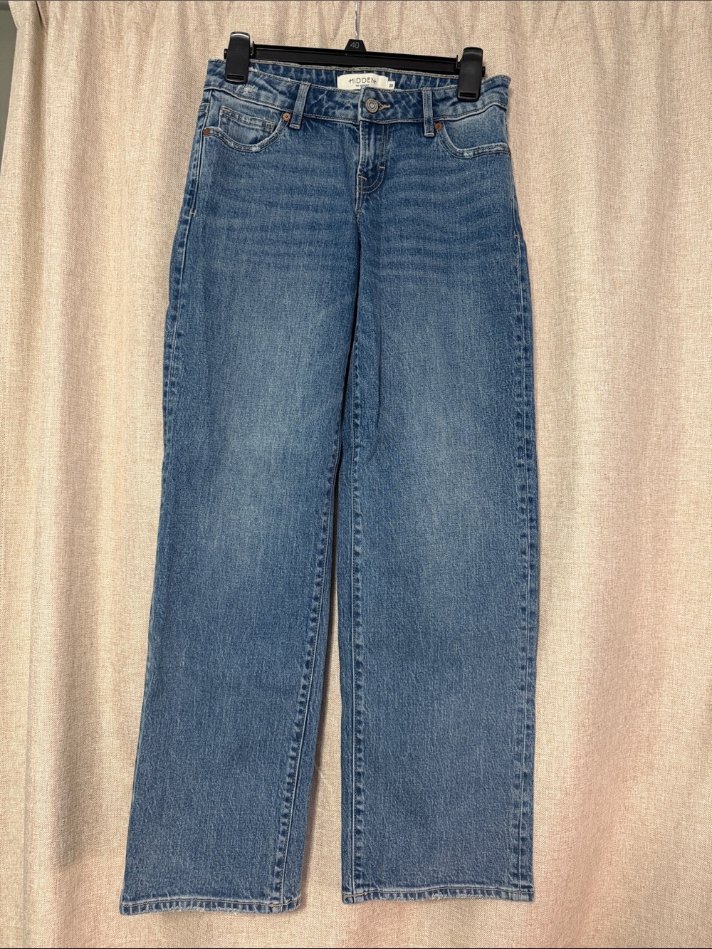 Hidden Straight-Leg Women’s Jeans in Medium Blue